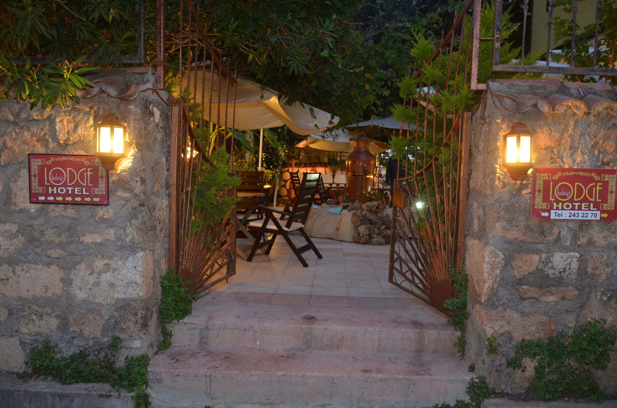 אנטליה Kaleici Lodge Aparts מראה חיצוני תמונה
